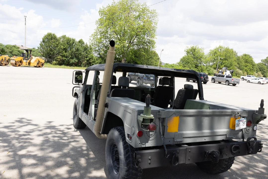 2001 Hummer HMMWV - Image 20 of 31