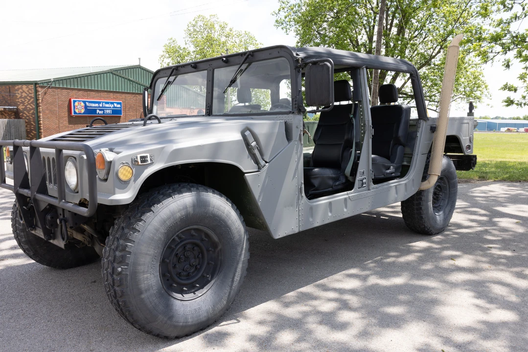 2001 Hummer HMMWV - Image 8 of 31