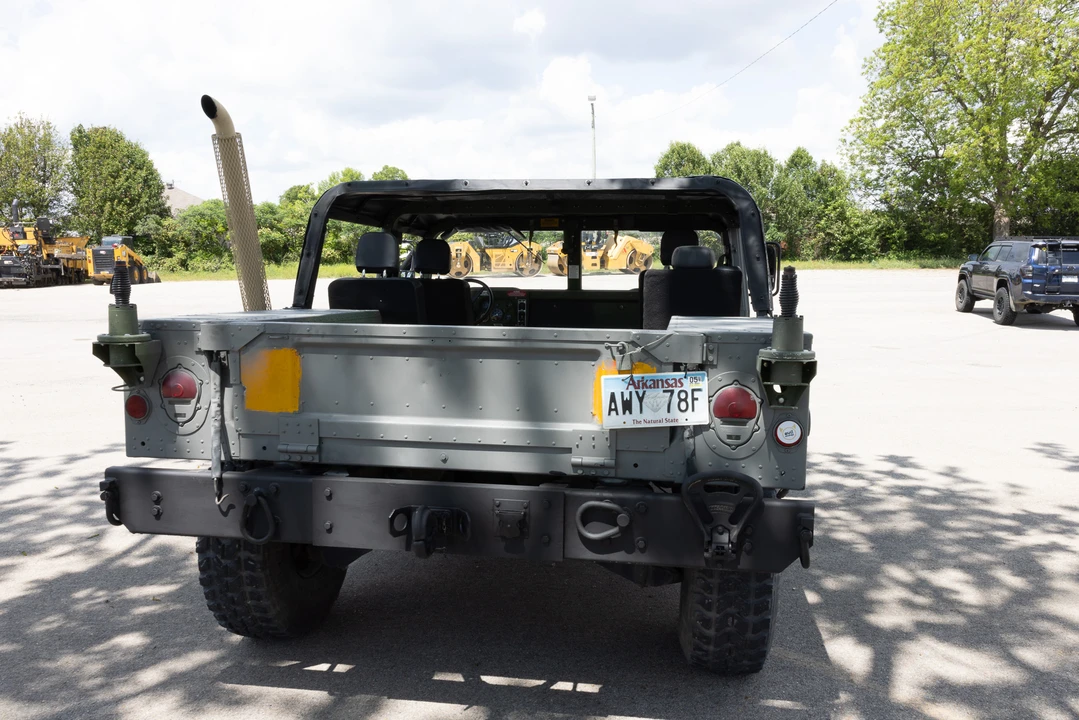 2001 Hummer HMMWV - Image 23 of 31