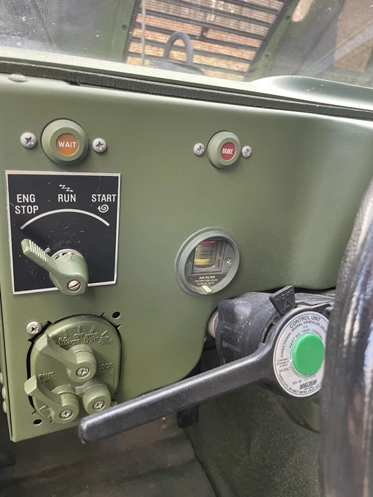 2001 Hummer HMMWV - Image 31 of 31