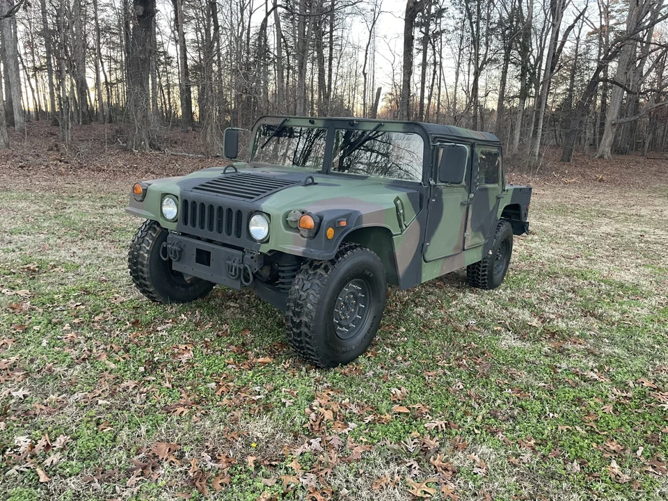2001 Hummer HMMWV - Image 5 of 31