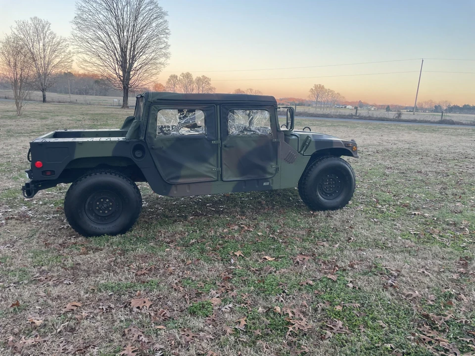 2001 Hummer HMMWV - Image 10 of 31