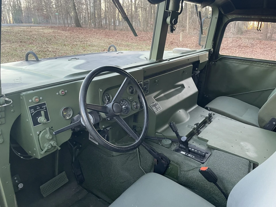 2001 Hummer HMMWV - Image 26 of 31