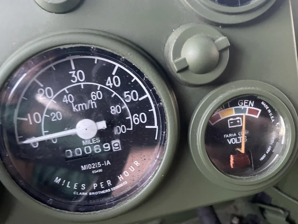 2001 Hummer HMMWV - Image 27 of 31