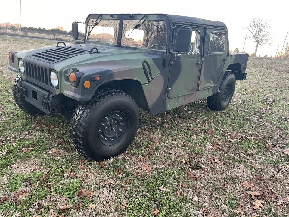 2001 Hummer HMMWV - Image 4 of 31