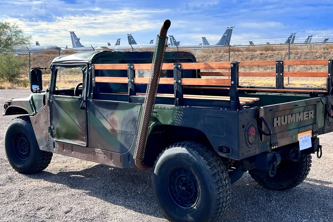 2001 AM General Hummer - Image 4 of 31