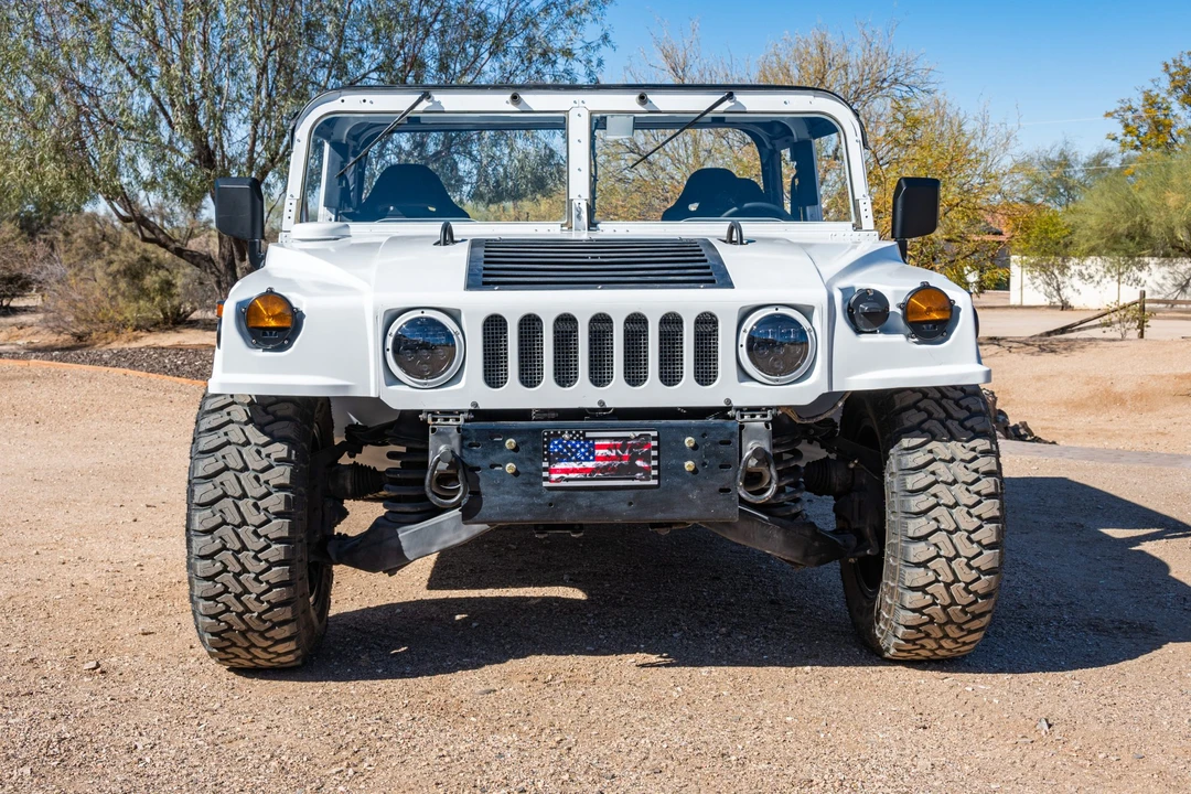 2001 Hummer HMMWV - Image 3 of 31