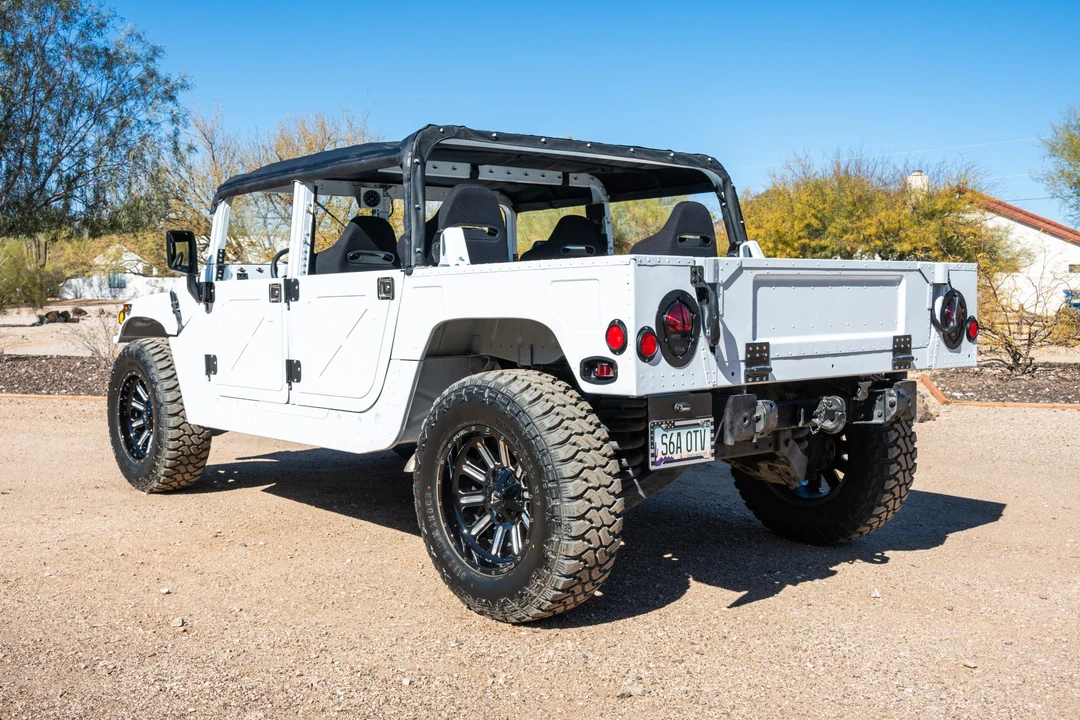 2001 Hummer HMMWV - Image 8 of 31