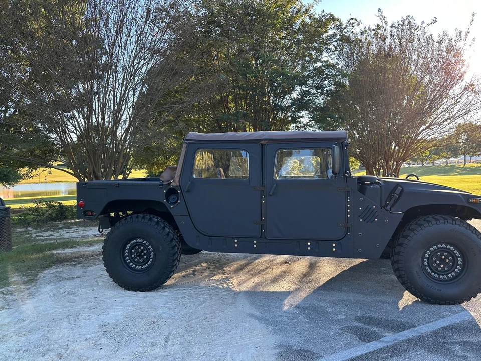 2001 Hummer HMMWV - Image 18 of 31