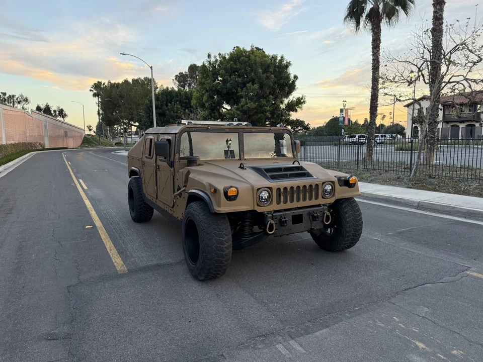 2001 Hummer HMMWV - Image 29 of 31