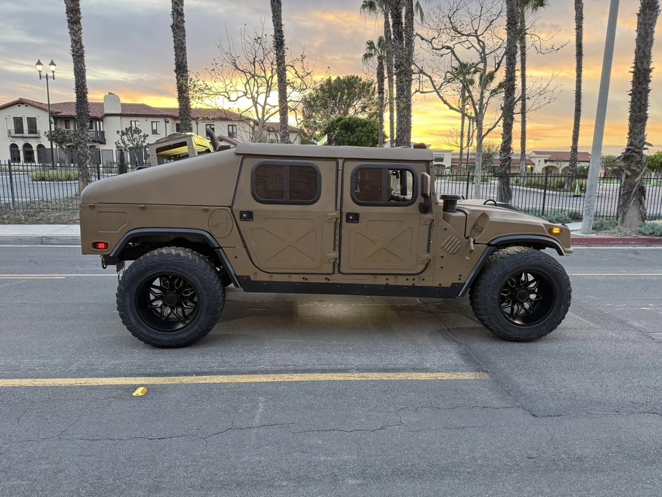 2001 Hummer HMMWV - Image 26 of 31