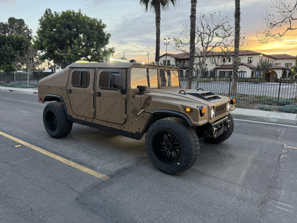 2001 Hummer HMMWV - Image 28 of 31
