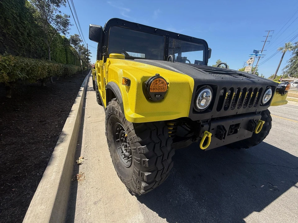 2001 Hummer HMMWV - Image 8 of 31