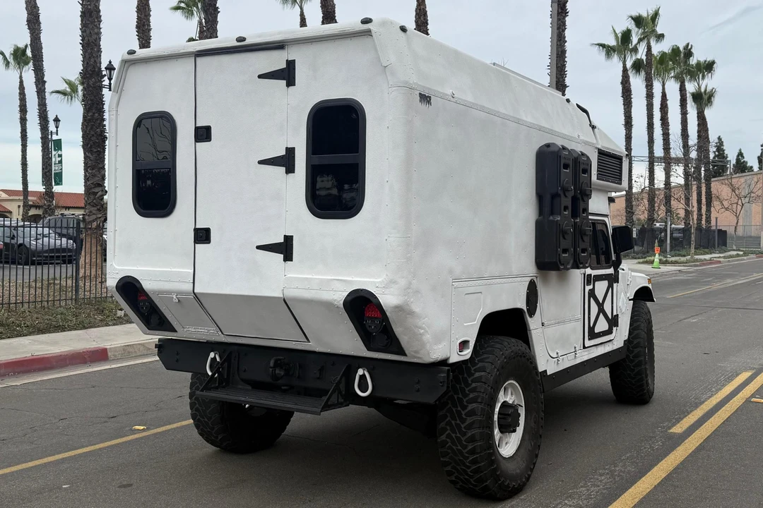 2001 AM General Hummer - Image 4 of 31
