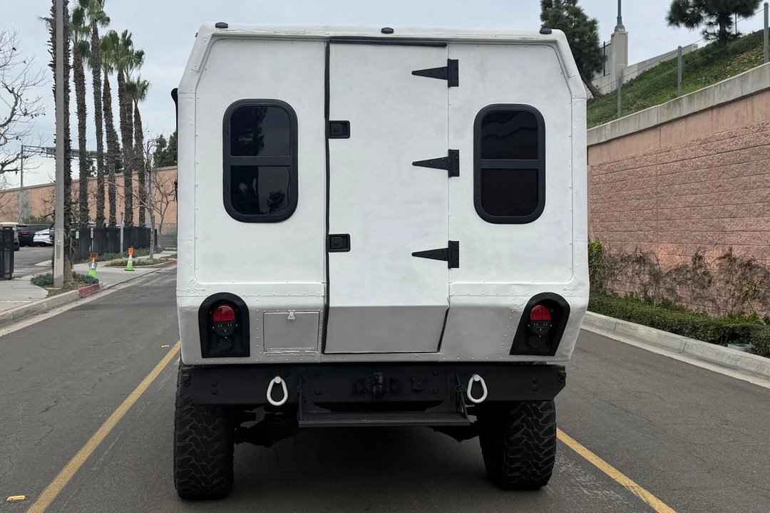 2001 AM General Hummer - Image 5 of 31