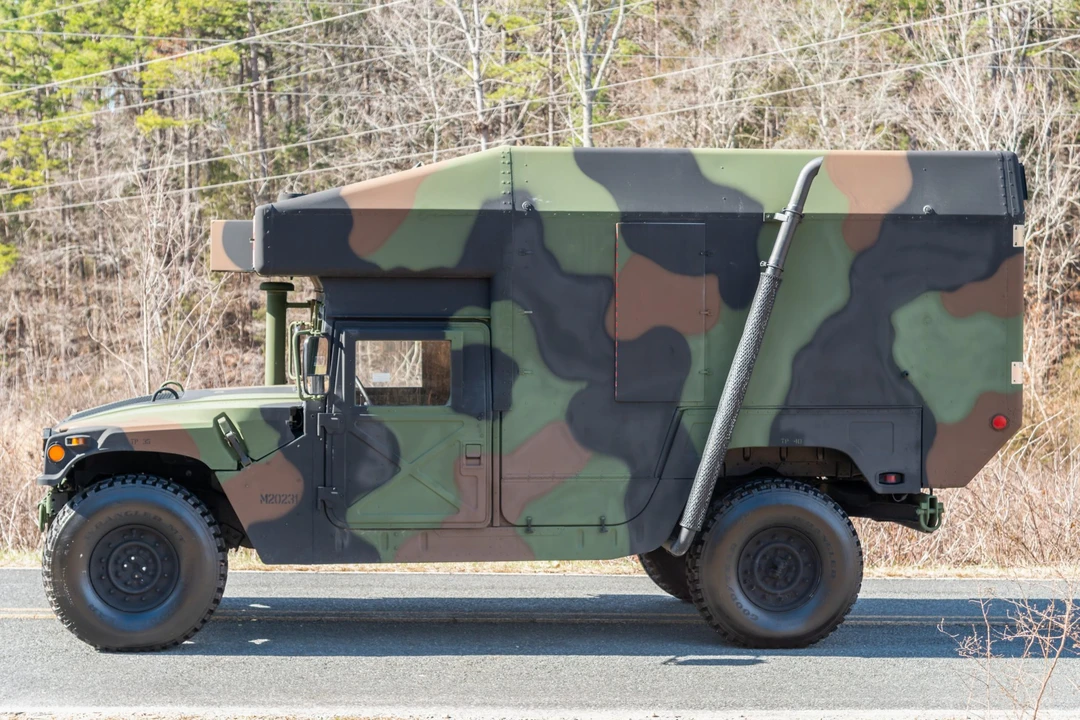 2001 Hummer HMMWV - Image 8 of 31