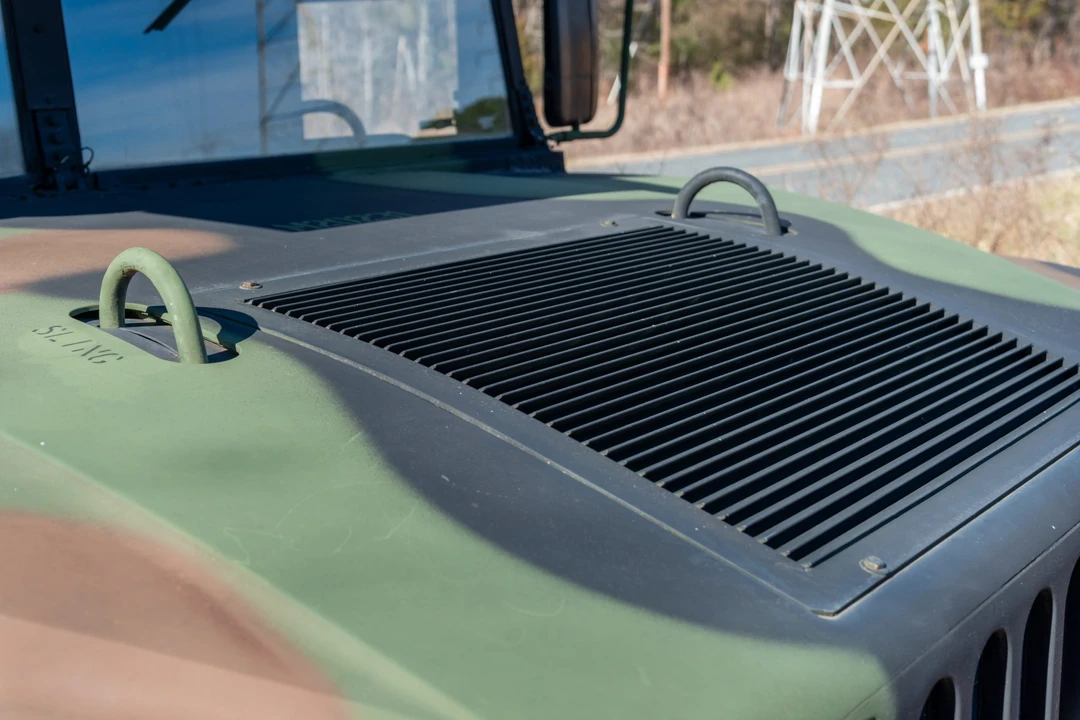 2001 Hummer HMMWV - Image 23 of 31