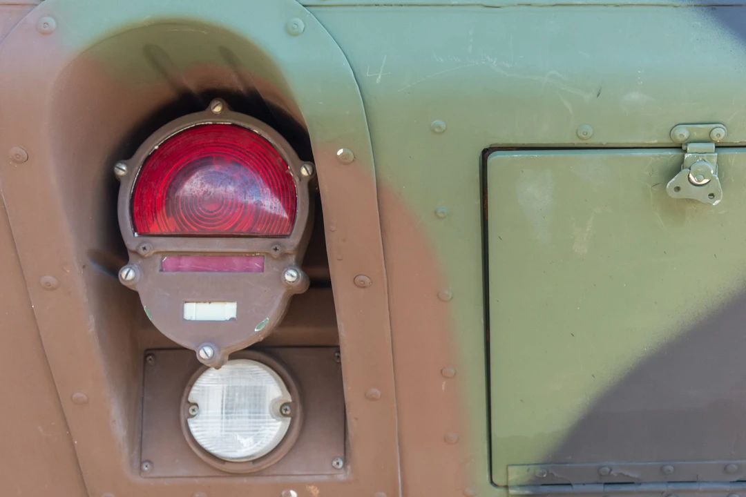 2001 Hummer HMMWV - Image 21 of 31