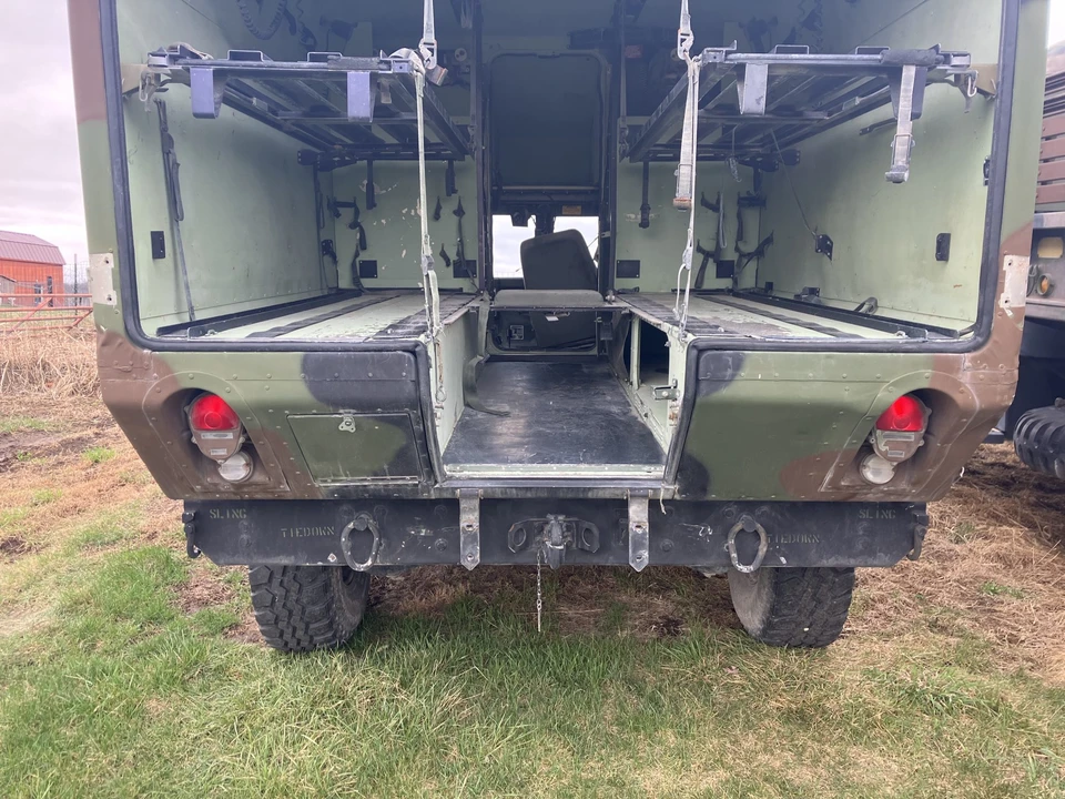 2001 Hummer HMMWV - Image 10 of 31