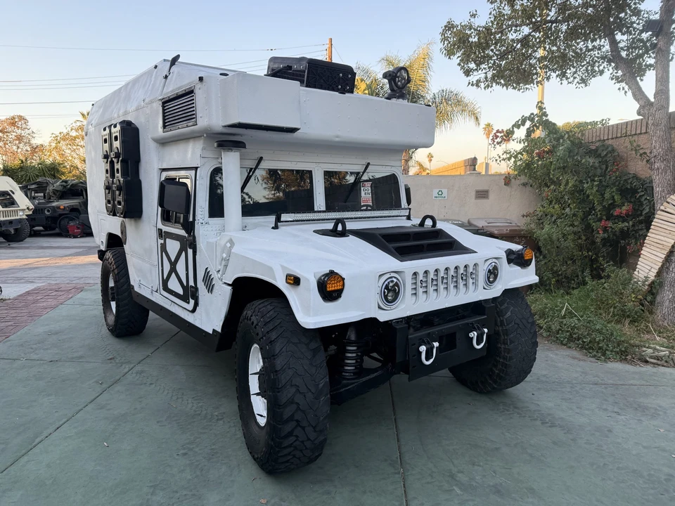 2001 Hummer HMMWV - Image 7 of 31