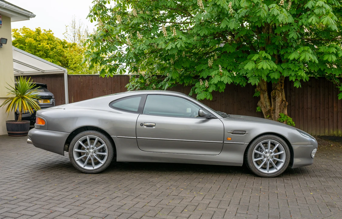 2001 Aston Martin DB7 Vantage - Image 12 of 31