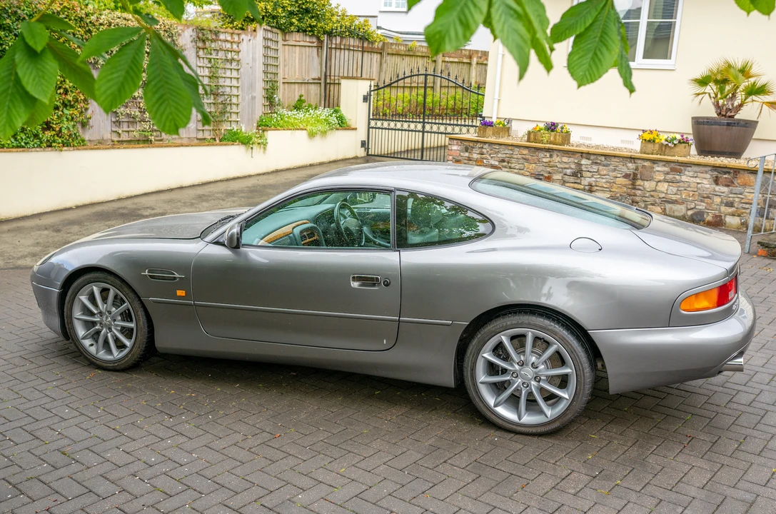 2001 Aston Martin DB7 Vantage - Image 20 of 31