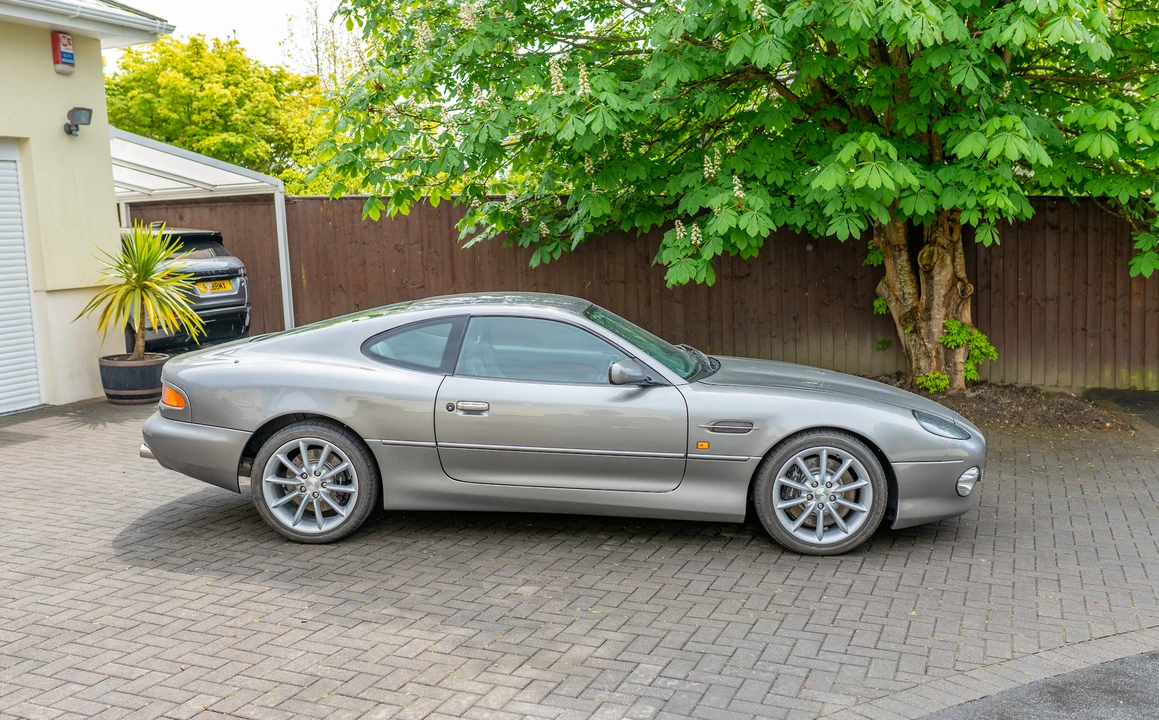 2001 Aston Martin DB7 Vantage - Image 14 of 31