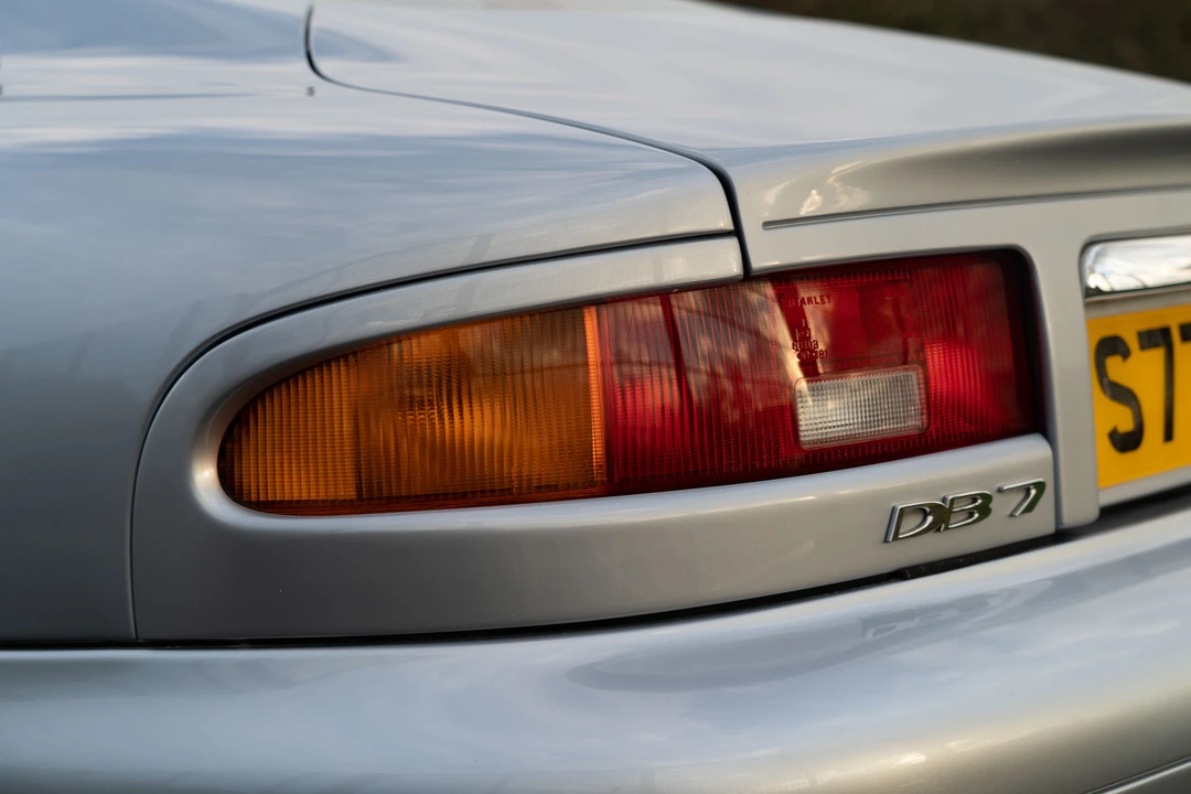 2002 Aston Martin DB7 Vantage - Image 25 of 31