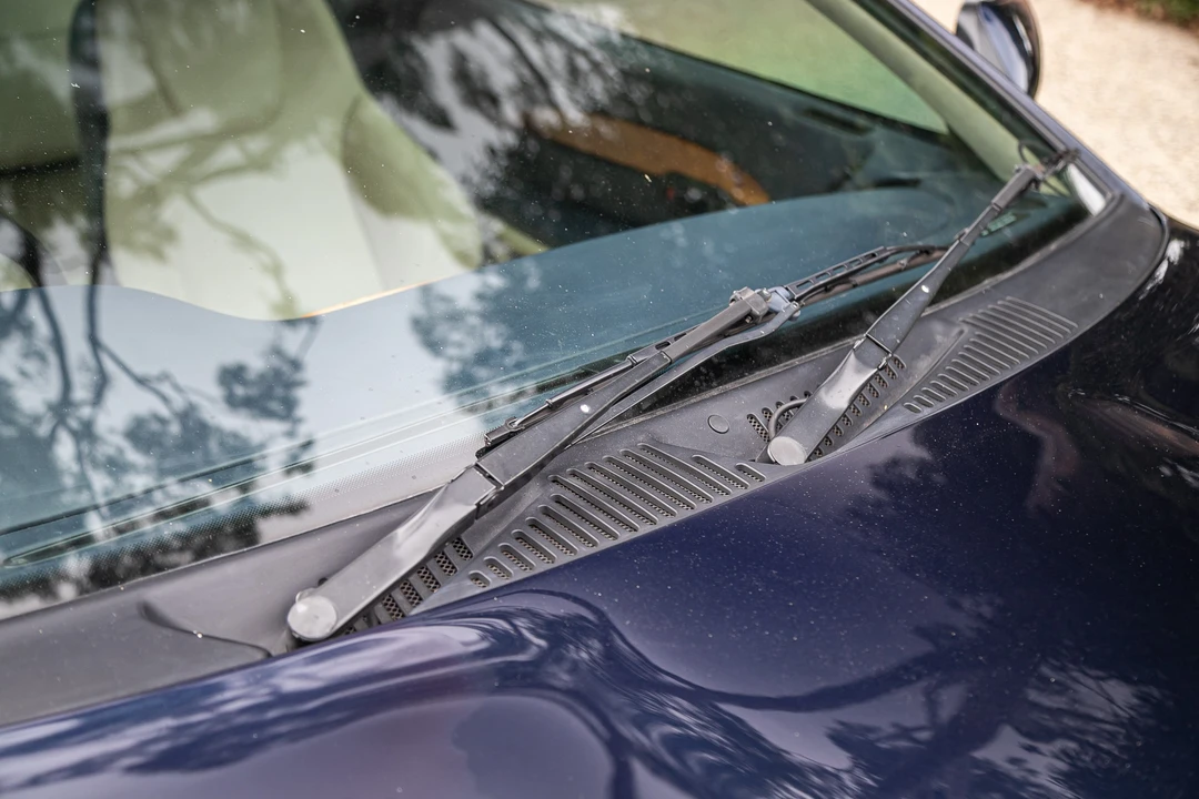 2001 Aston Martin DB7 Vantage - Image 23 of 31