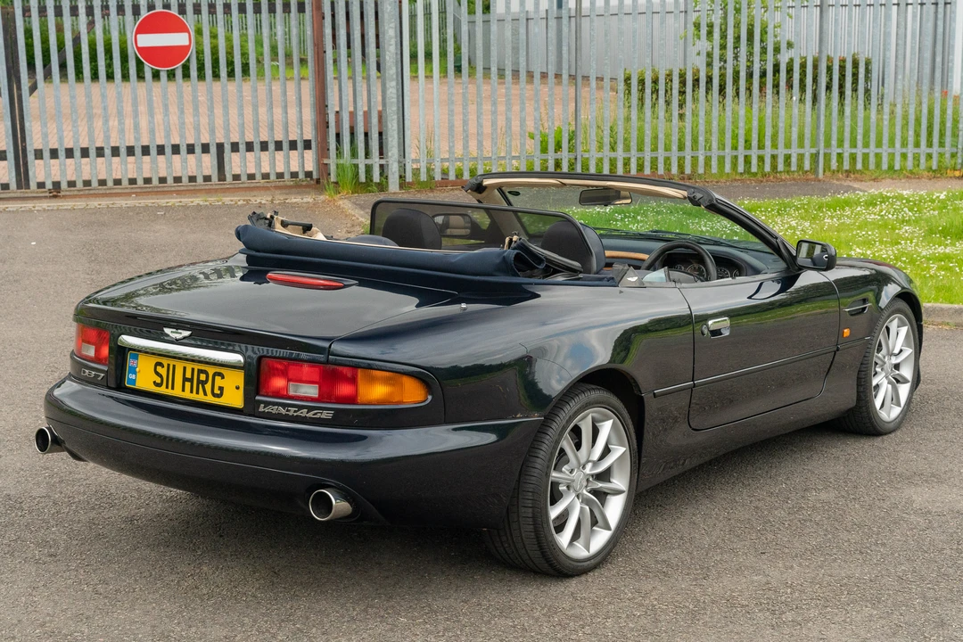 2001 Aston Martin DB7 Vantage - Image 9 of 31