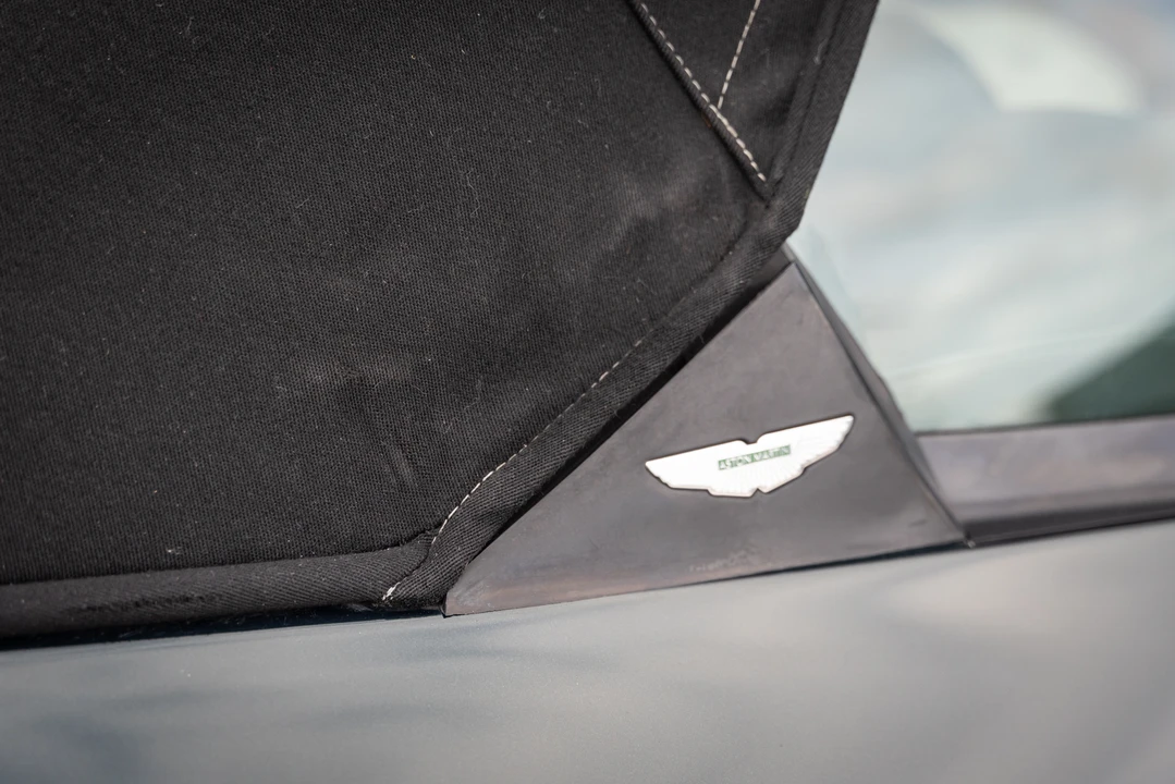 2001 Aston Martin DB7 Vantage - Image 29 of 31