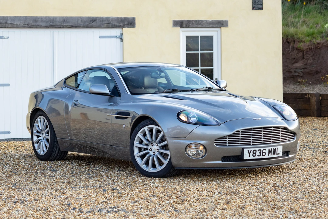 2001 Aston Martin Vanquish 1st Gen - Image 2 of 31