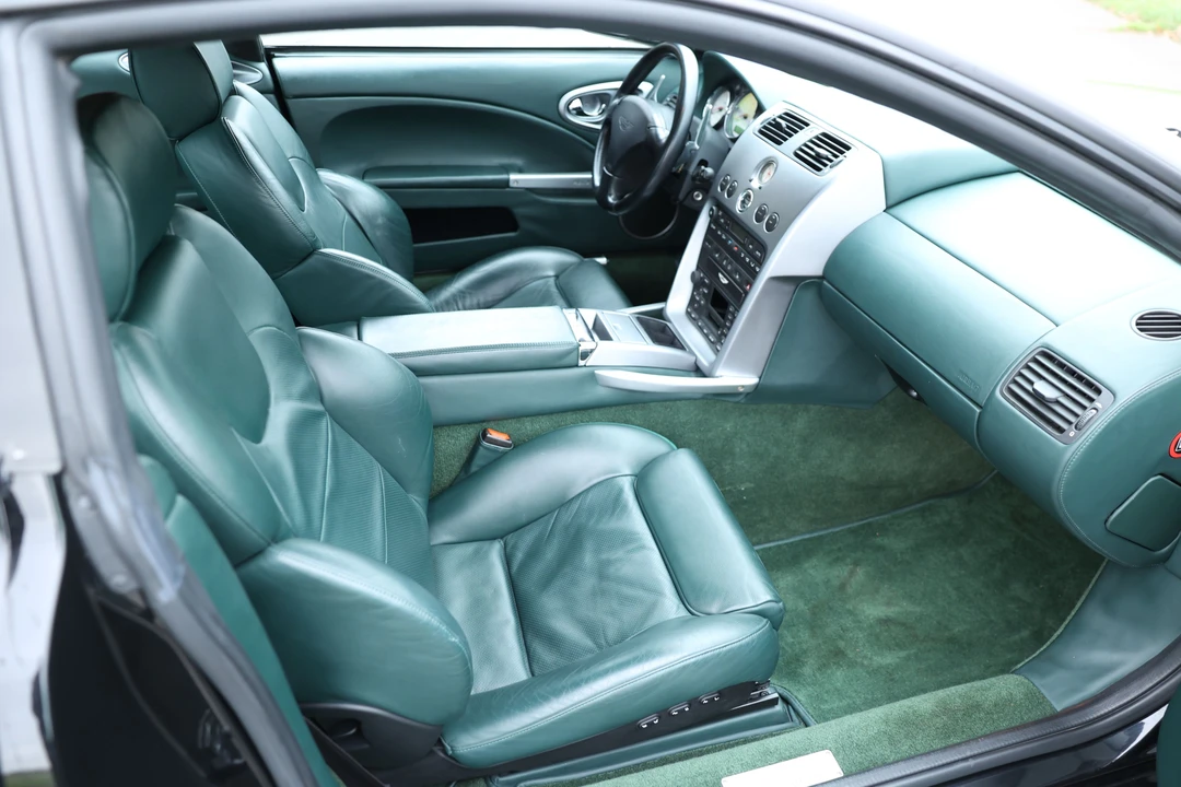 2001 Aston Martin Vanquish 1st Gen - Image 8 of 15