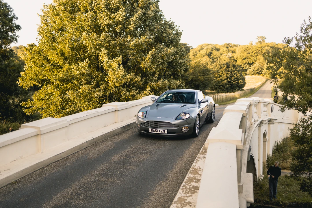 2001 Aston Martin Vanquish 1st Gen - Image 6 of 31