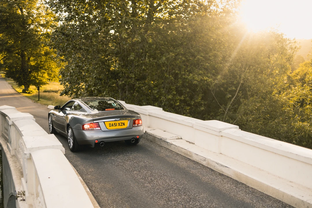 2001 Aston Martin Vanquish 1st Gen - Image 5 of 31