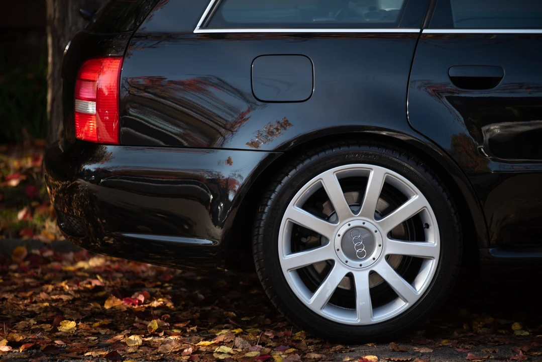 2001 Audi B5 RS4 Avant - Image 12 of 31