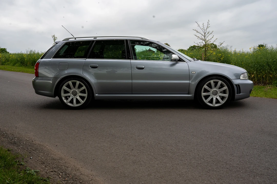 2001 Audi B5 RS4 Avant - Image 13 of 31