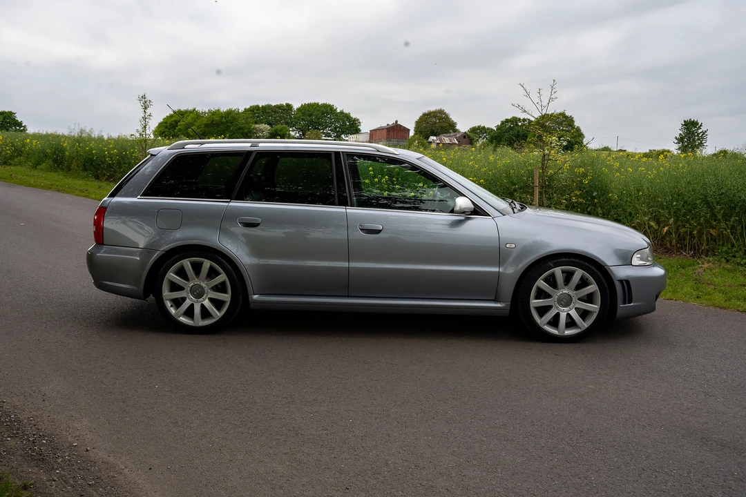2001 Audi B5 RS4 Avant - Image 5 of 31
