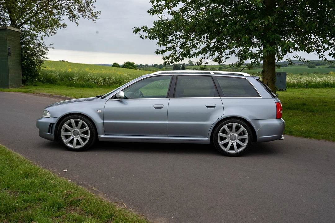 2001 Audi B5 RS4 Avant - Image 9 of 31