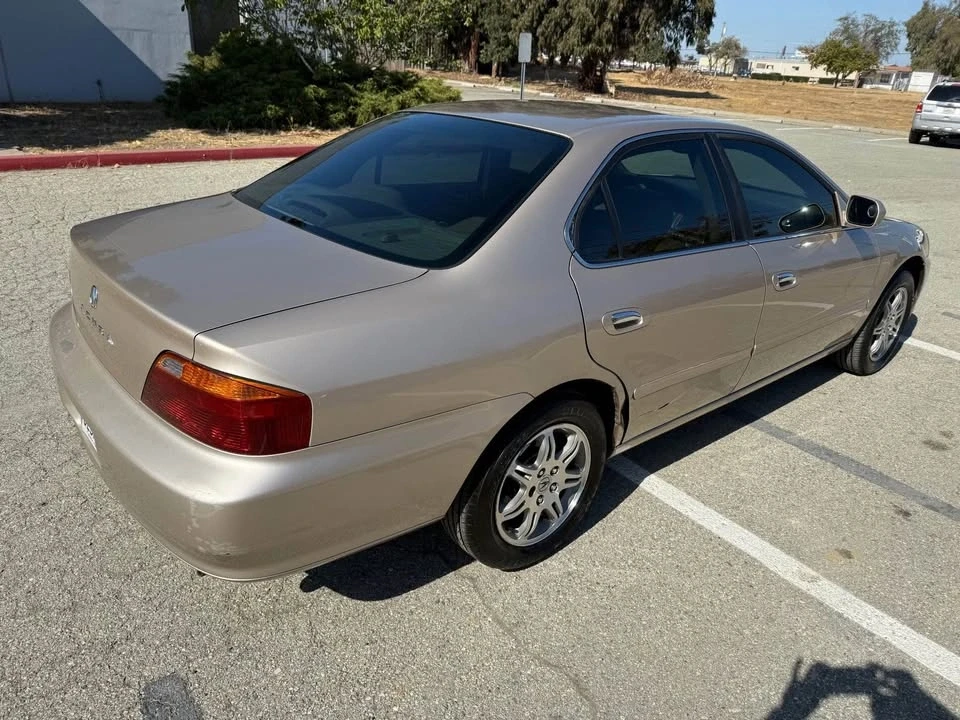 2001 Acura TL 2nd Gen - Image 2 of 10