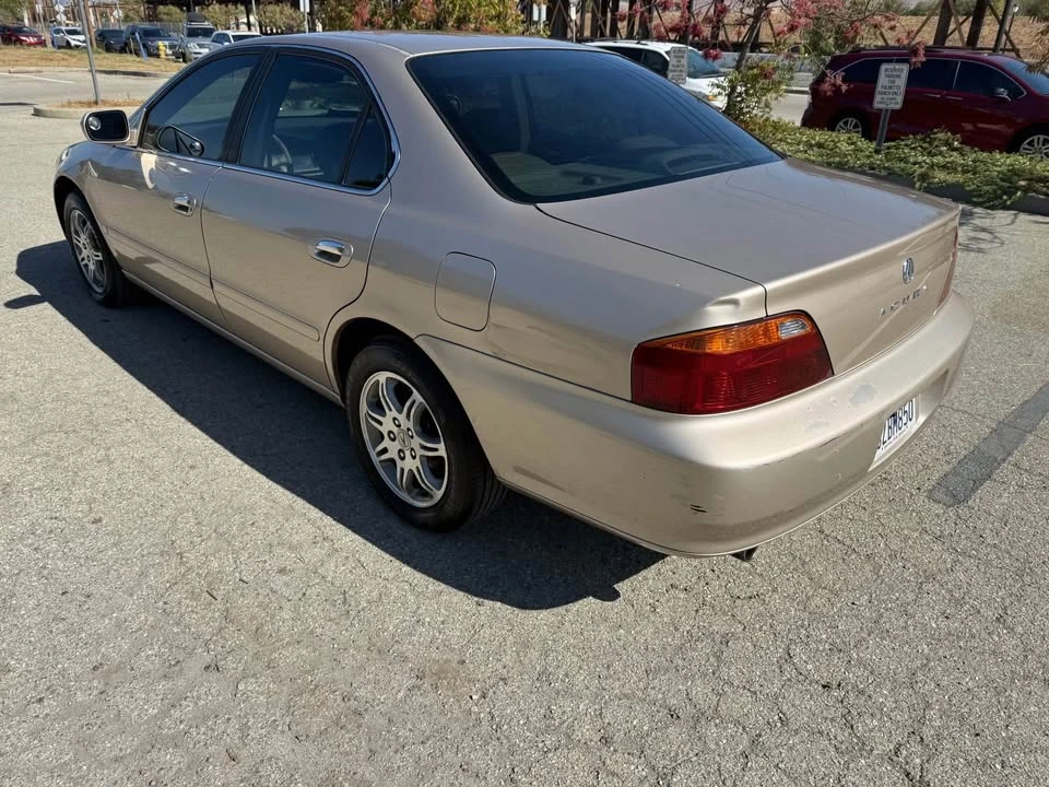 2001 Acura TL 2nd Gen - Image 4 of 10
