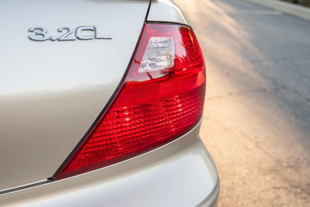 2001 Acura CL 2nd Gen - Image 18 of 31