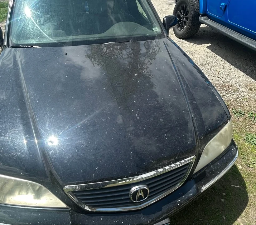 2001 Acura RL 1st Gen - Image 2 of 4
