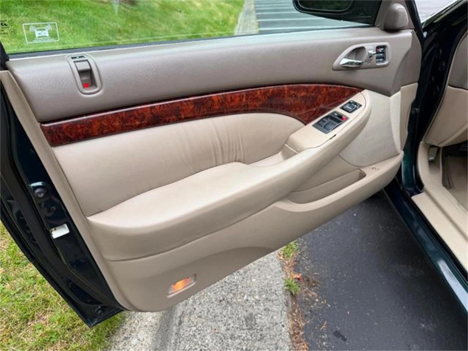 2001 Acura CL 2nd Gen - Image 15 of 31