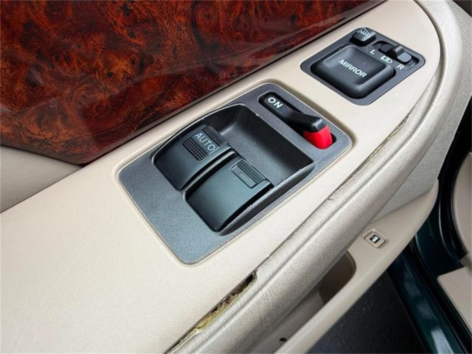 2001 Acura CL 2nd Gen - Image 16 of 31