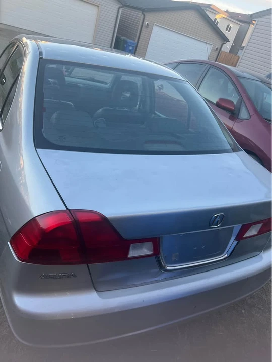 2001 Acura EL - Image 2 of 6