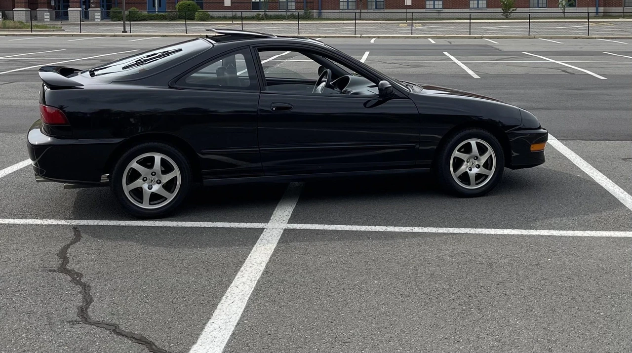 2001 Acura Integra 3rd Gen - Image 11 of 31