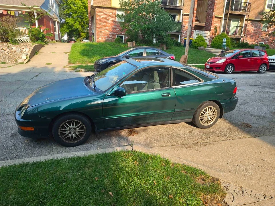 2001 Acura Integra 3rd Gen - Image 2 of 14