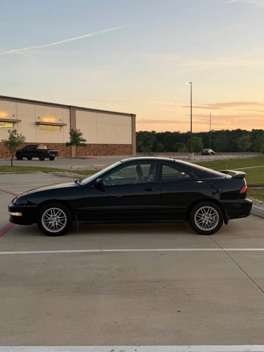 2001 Acura Integra 3rd Gen - Image 2 of 11