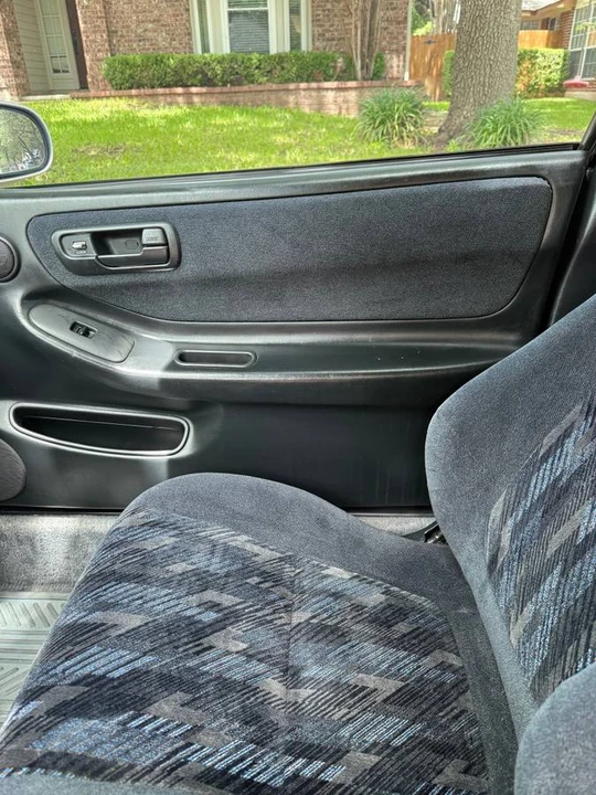 2001 Acura Integra - Image 12 of 14